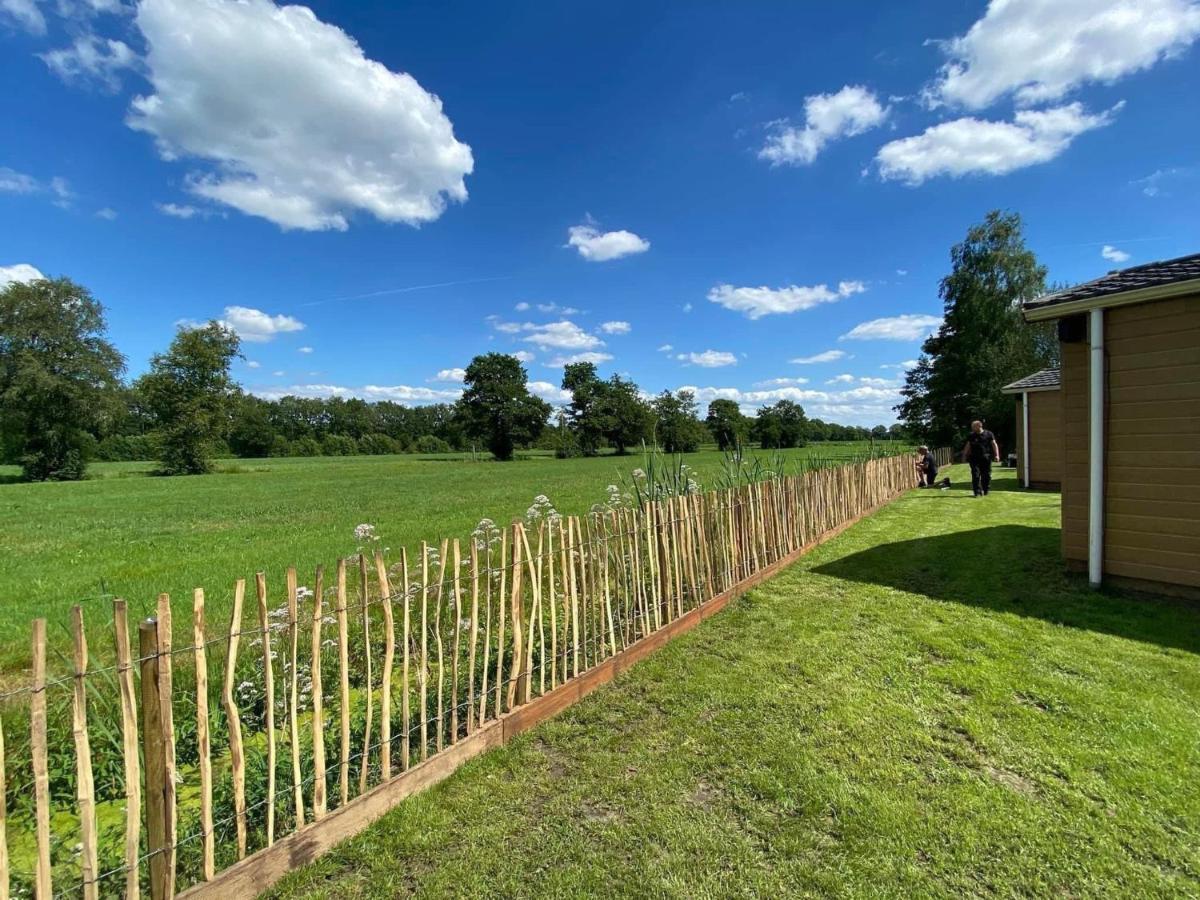 Pipowagens Bij De Koppenjan: Unique Farmstay with Pancake Restaurant Jubbega-Schurega Exterior photo