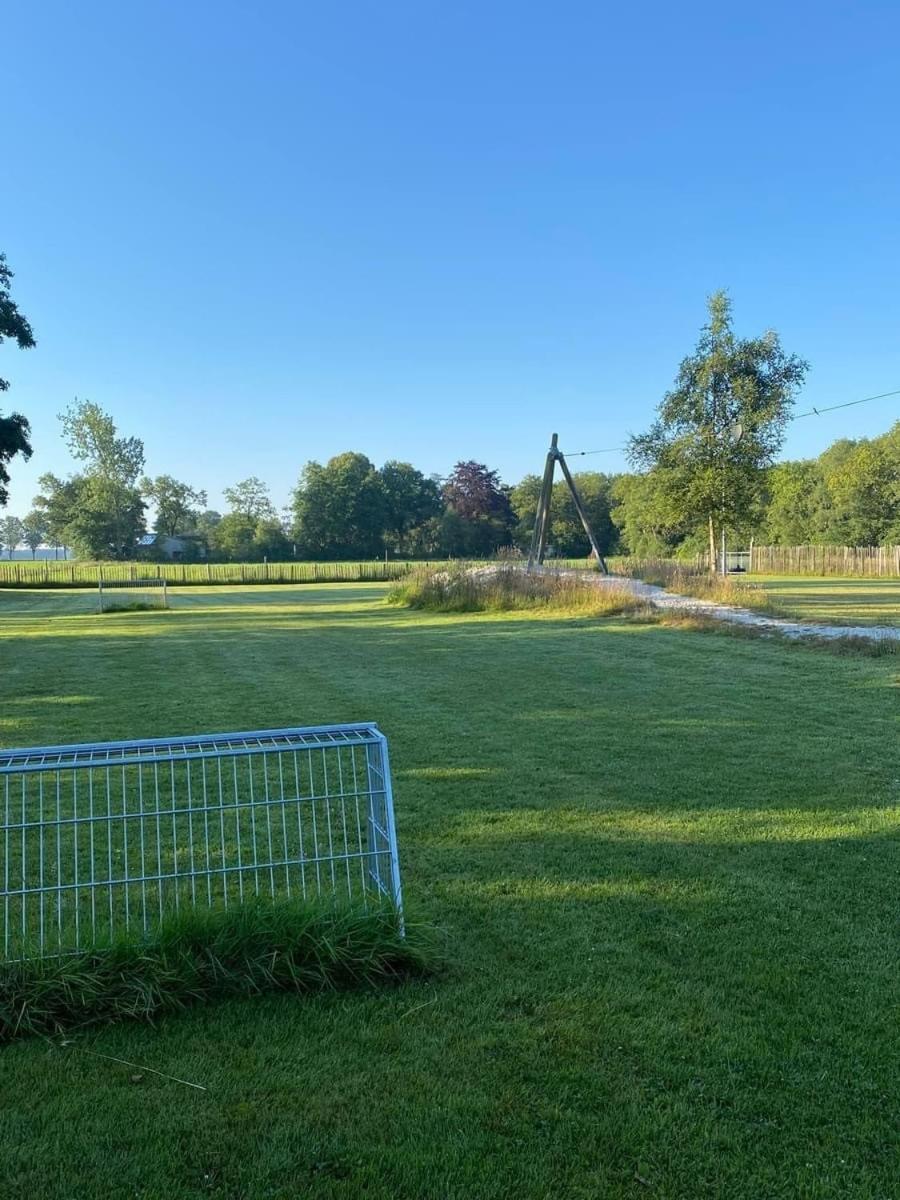 Pipowagens Bij De Koppenjan: Unique Farmstay with Pancake Restaurant Jubbega-Schurega Exterior photo